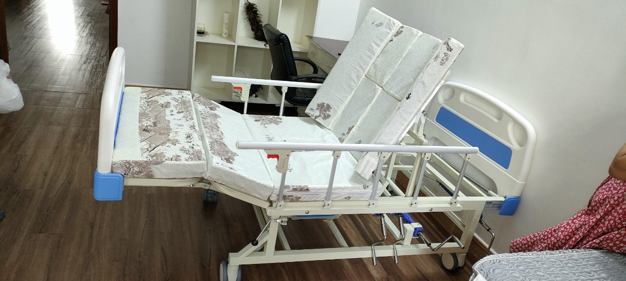  Giường bệnh Lucass Gb-C41 mới 99%